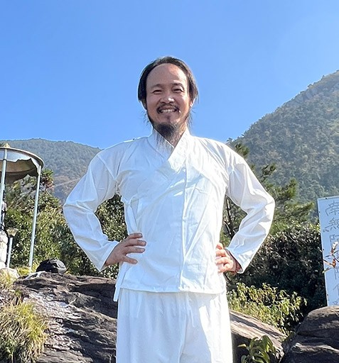 外联部部长 - 周叶